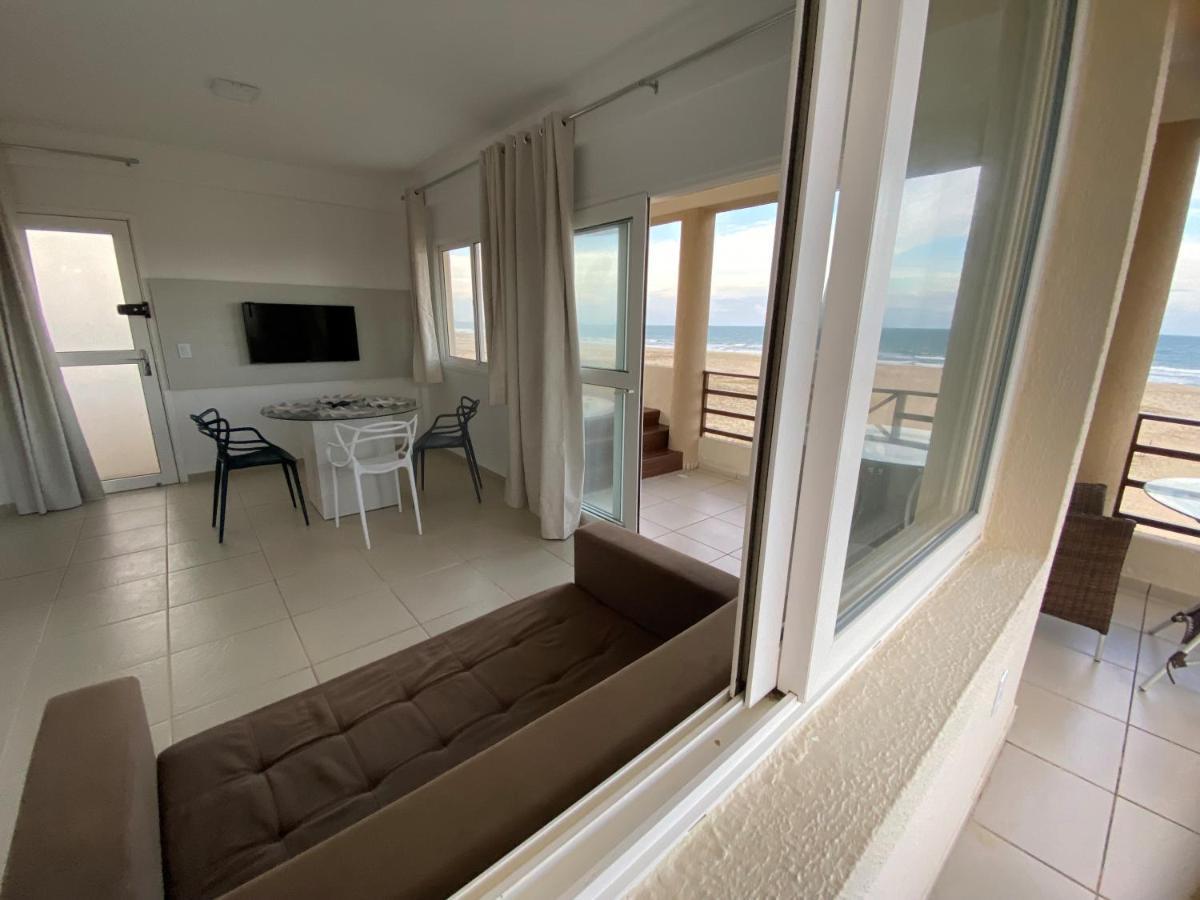 Beachfront Apt & Jacuzzi Taiba Bagian luar foto